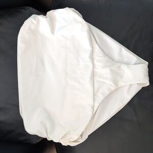 NWT SKIMS Sculpting Swim Ruched High Waist Bottom White Size 3X